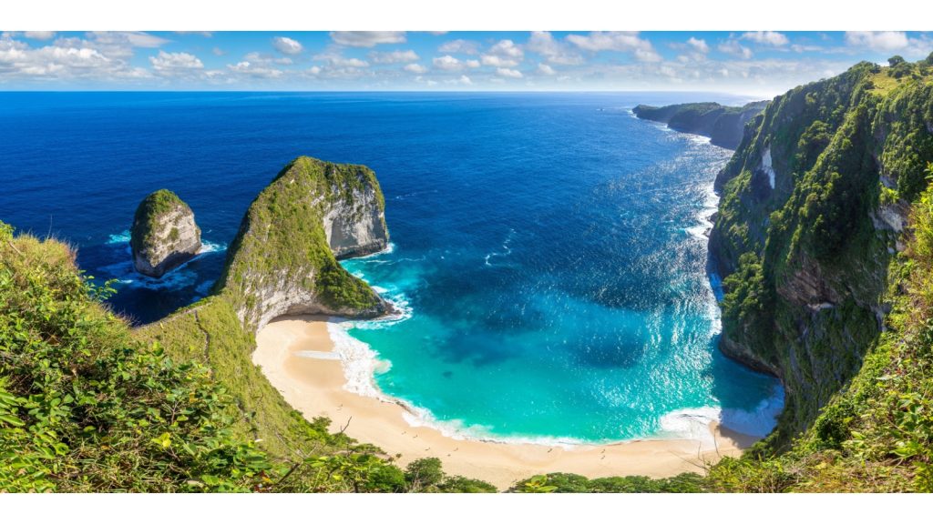 Panorama of Kelingking Beach in Nusa Penida island, Bali, Indonesia