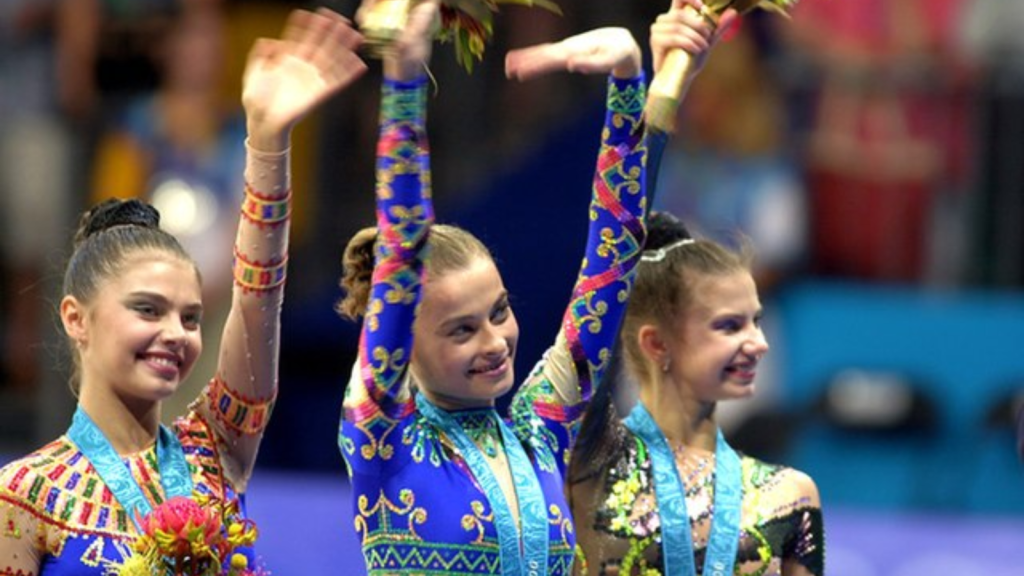 2000 Sydney Olympics, the Chinese women's gymnastics team won the bronze medal