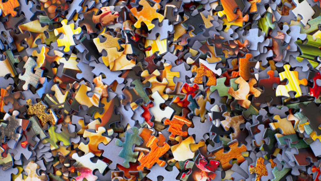 jigsaw puzzle pieces 