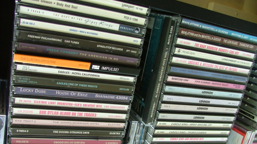 cd rack
