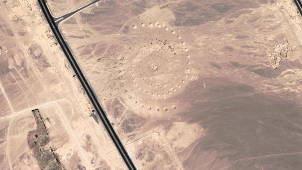 Desert Spiral, Egypt