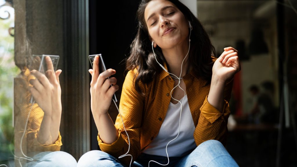 a woman with her headset
