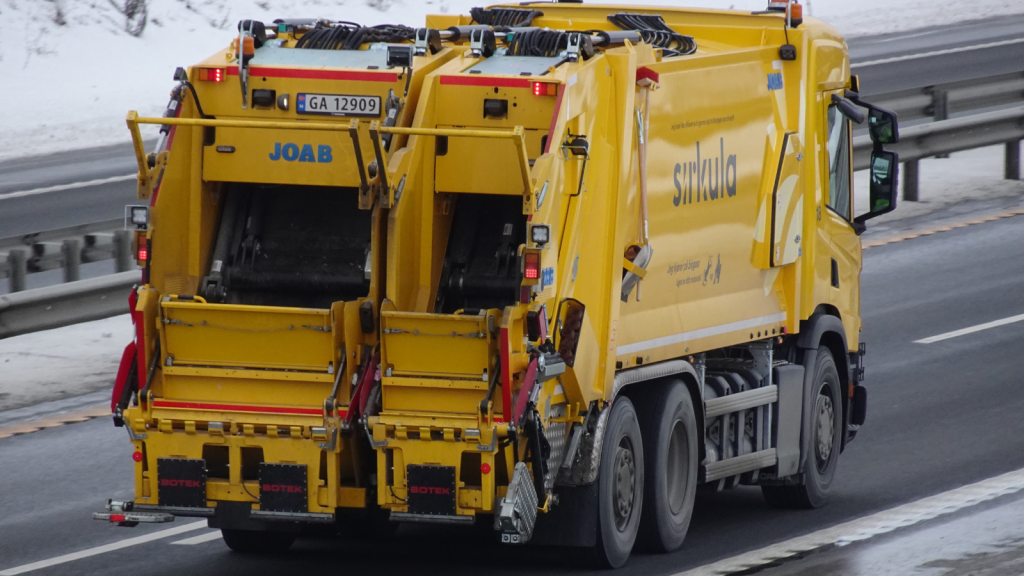 bin lorry
