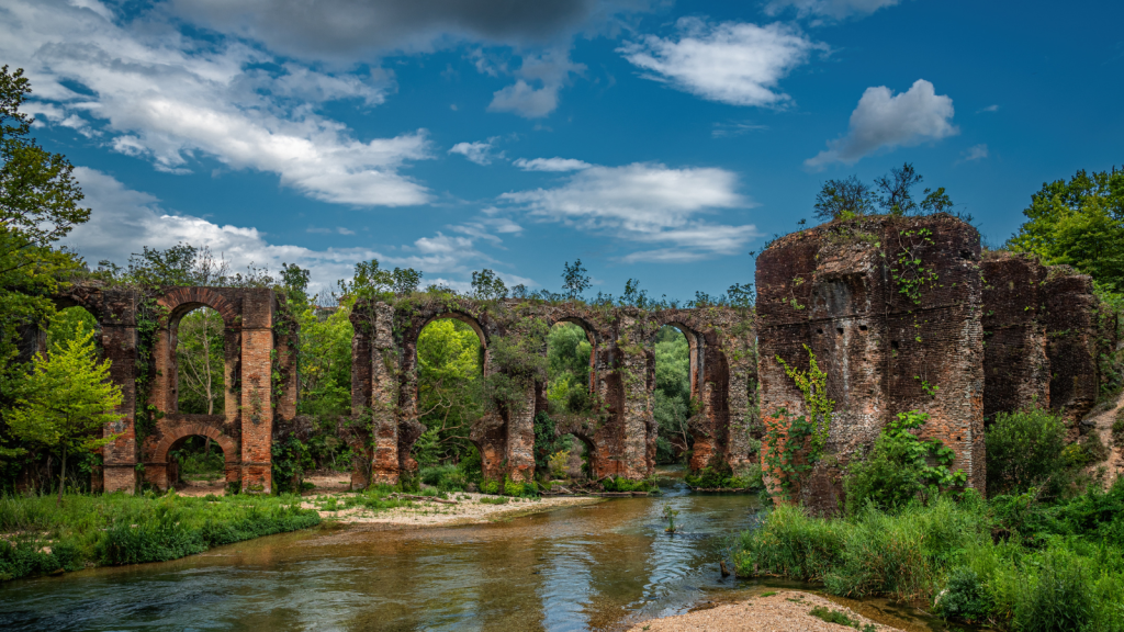 aqueducts
