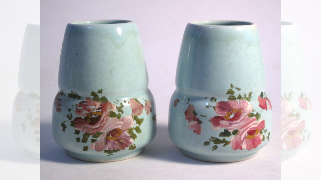 flower vase pair
