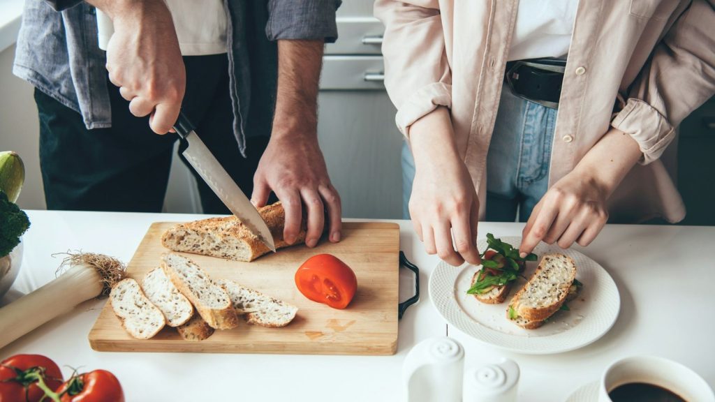 couple preparing breakfast together