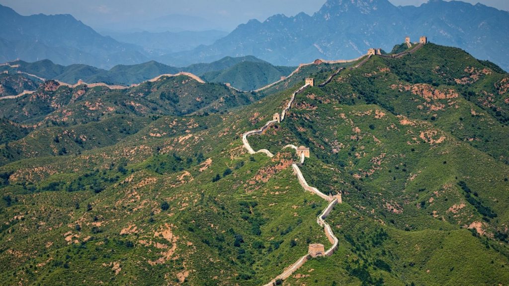 long section of great wall of china